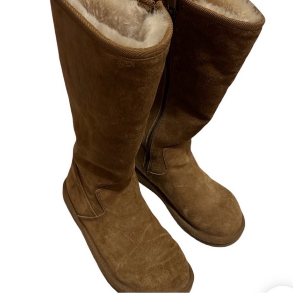 UGG Australia Tall Chestnut Suede Shearling Boots Size 7 (Fits 6.5)